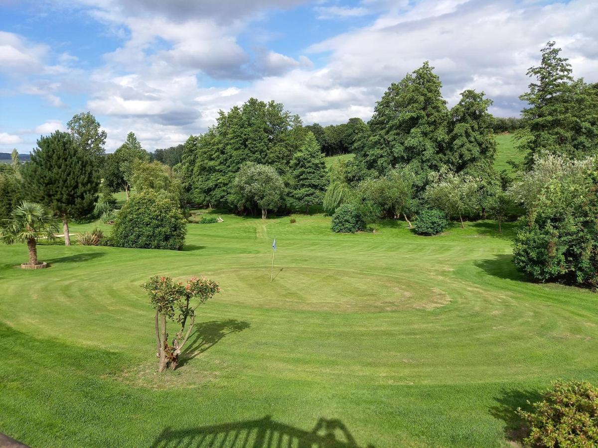 La Gasteboisiere With Swimming Pool And Games Room Le Mesnil-Adelee Exterior photo