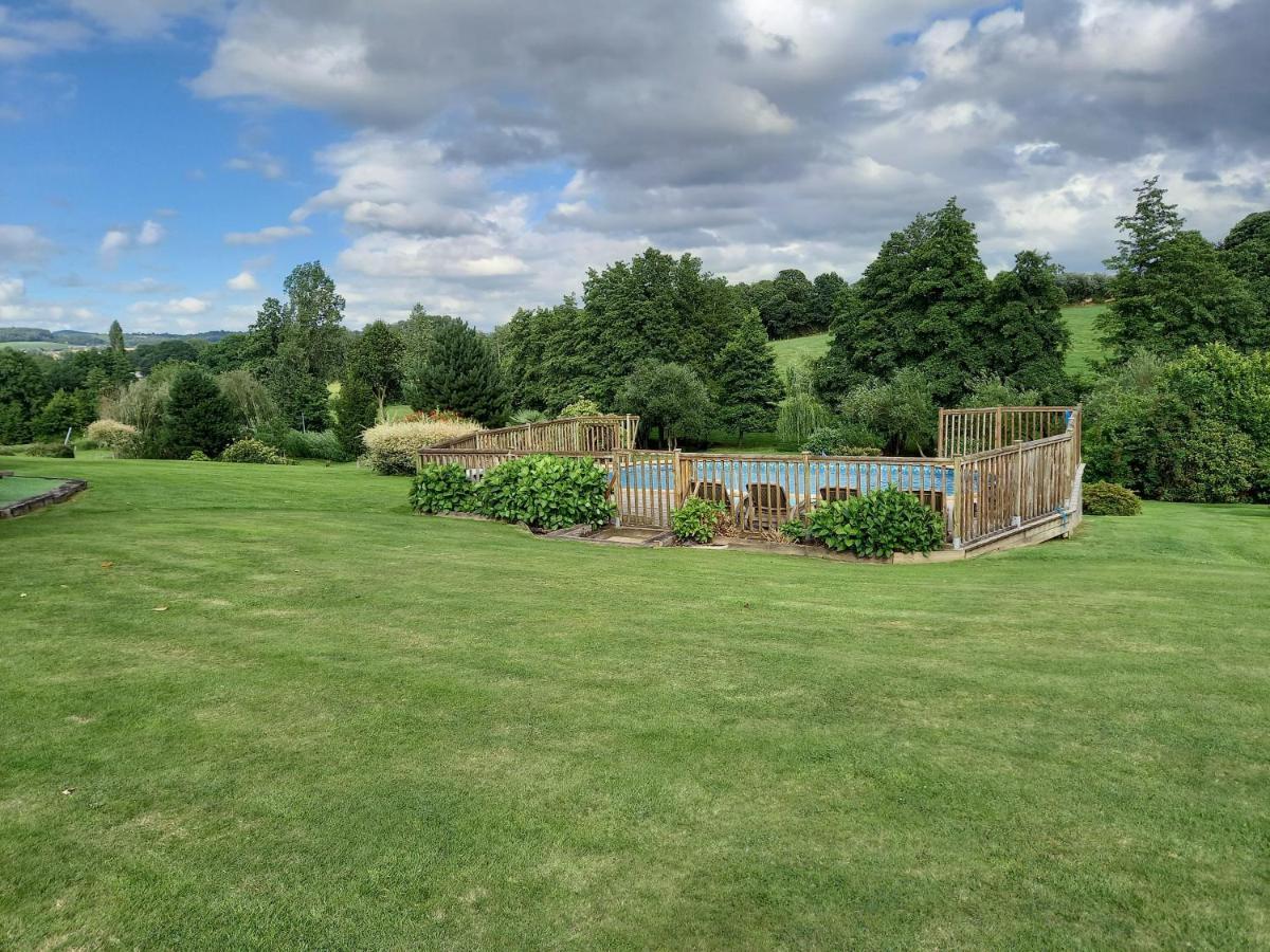 La Gasteboisiere With Swimming Pool And Games Room Le Mesnil-Adelee Exterior photo